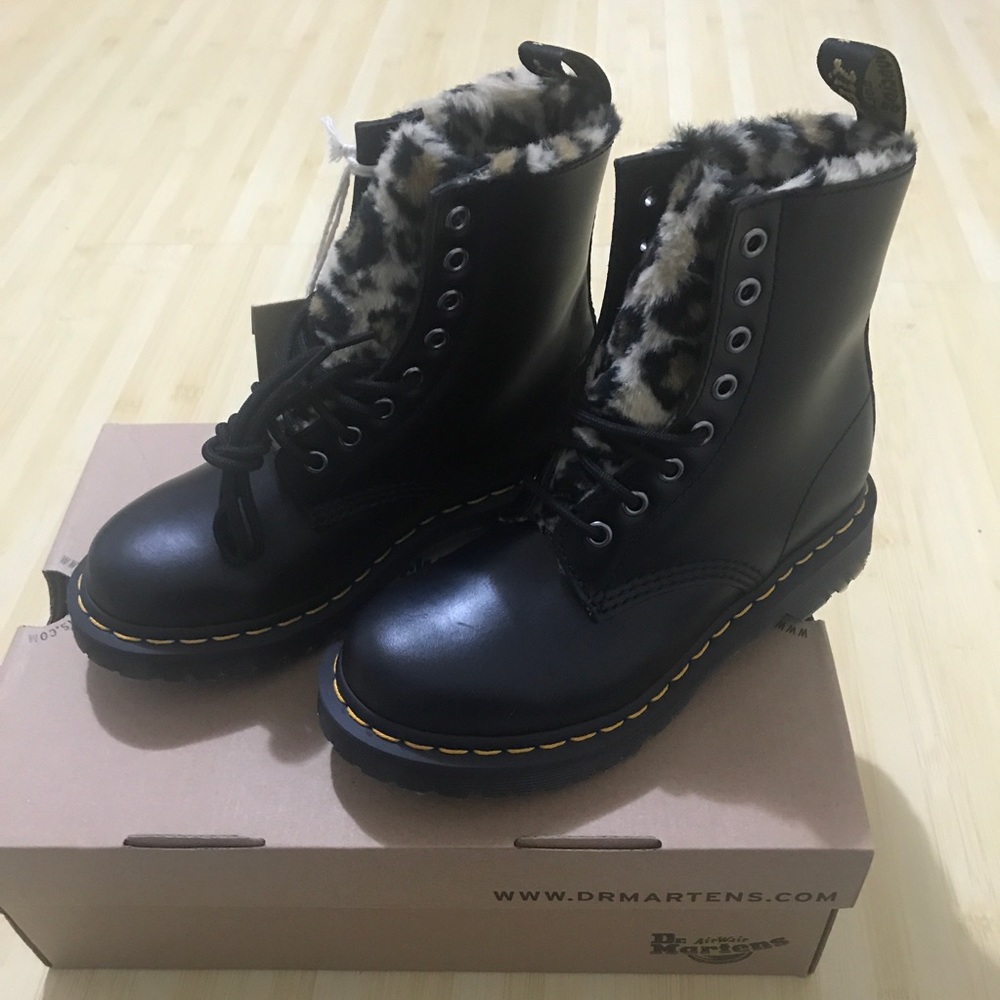 Dr. Martens 1460 Serena Leo